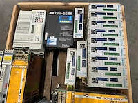Fuji electric, socapel, sattcontrol en honeywell - partij industriële servo drives, dc-voedingen en besturingsmodules - afbeelding 4 van  10