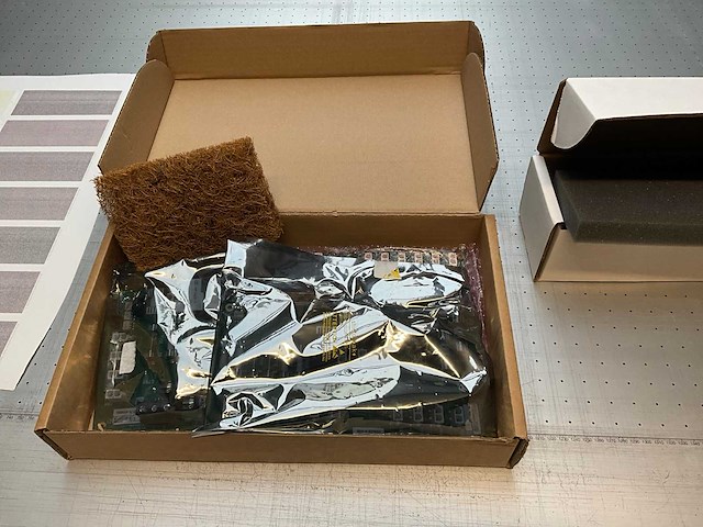 Fujifilm - acuity advance - uv flatbed printers - 2011 - afbeelding 6 van  20