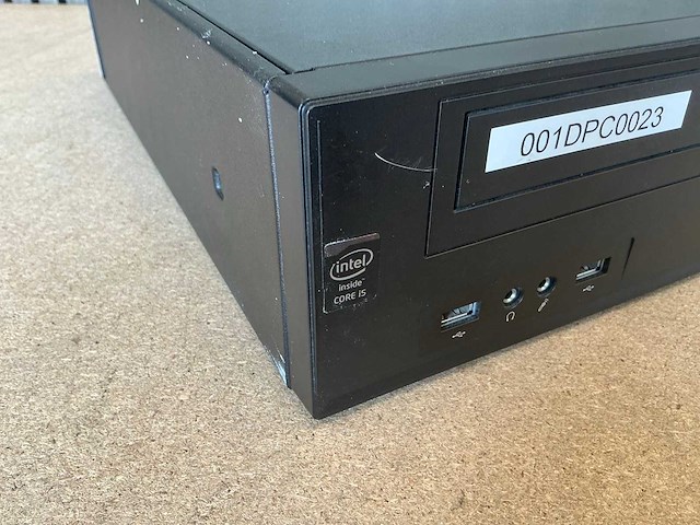 Fujitsu - esprimo e520 e85+ - desktop - afbeelding 2 van  5