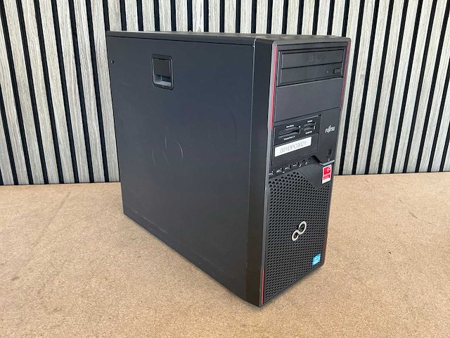 Fujitsu - esprimo p710 - desktop - afbeelding 1 van  6