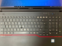 Fujitsu - lifebook e556 - i5 / 8gb / 128gb / 15,6'' laptop - afbeelding 2 van  8