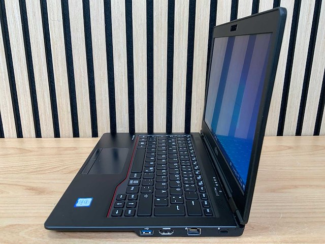 Fujitsu - lifebook u729 gen 8 - laptop - afbeelding 4 van  8