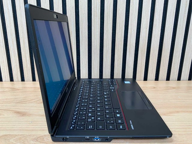 Fujitsu - lifebook u729 gen 8 - laptop - afbeelding 5 van  8