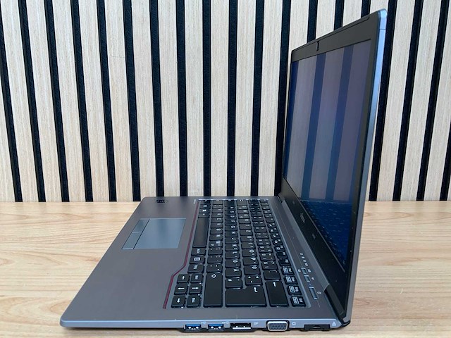 Fujitsu - lifebook u745 gen 5 - laptop - afbeelding 2 van  2