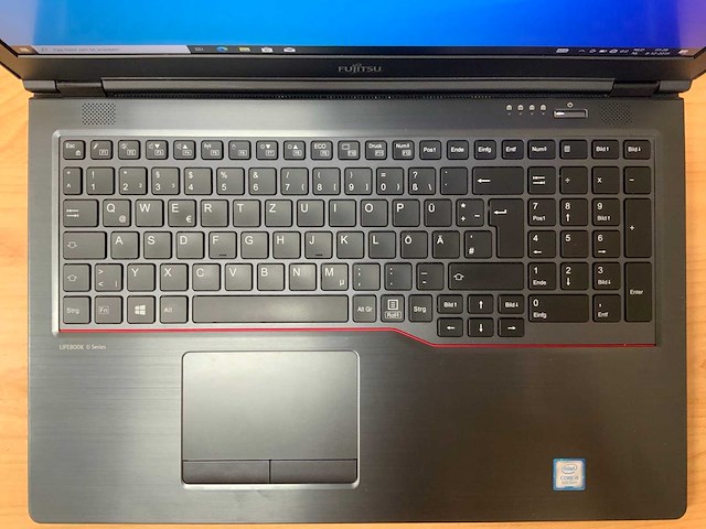 Fujitsu - lifebook u759 gen 8 - laptop - afbeelding 3 van  8