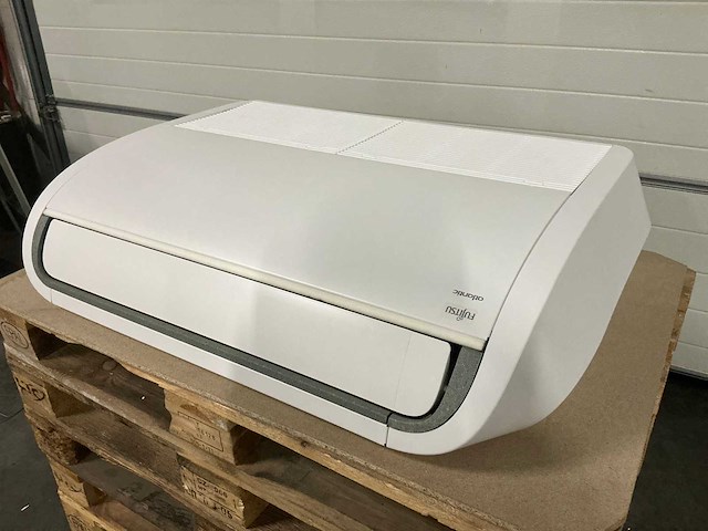 Fujitsu abyg22krta airconditioning binnenunit - afbeelding 1 van  4