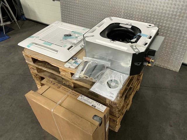 Fujitsu airconditioning binnenunit (2x) - afbeelding 1 van  10