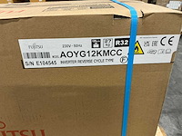 Fujitsu aoyg12kmcc airconditioning buitenunit - afbeelding 12 van  13