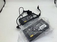 Fujitsu dikke pin fujitsu 170w laptop adapter (2x) - afbeelding 4 van  4