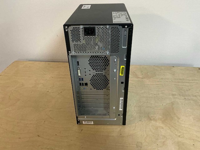 Fujitsu esprimo p557/e85+ - i5-7400 desktop - afbeelding 3 van  4