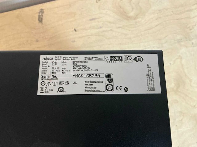 Fujitsu esprimo p557/e85+ - i5-7400 desktop - afbeelding 4 van  4
