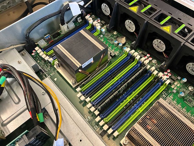 Fujitsu pr300d primergy rx2540 m2 server - afbeelding 8 van  14