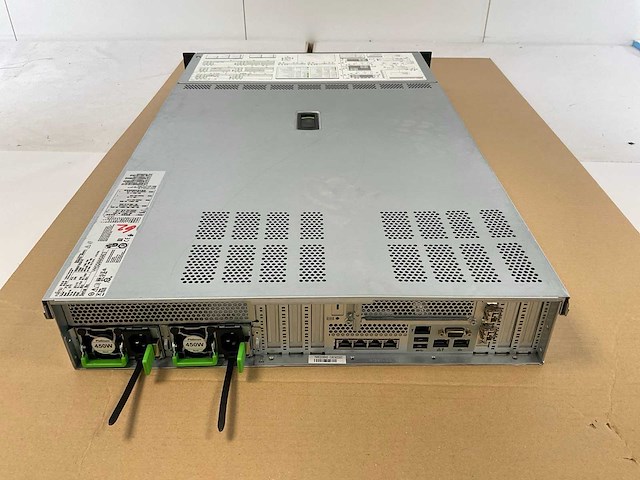 Fujitsu (primergy-rx2540-m5) - 2x xeon(r) silver 4215, 192 gb ram (12x16gb), 240 gb ssd rack mount chassis - afbeelding 5 van  8