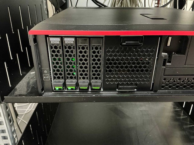 Fujitsu primergy tx 1320 m4 server - afbeelding 2 van  4