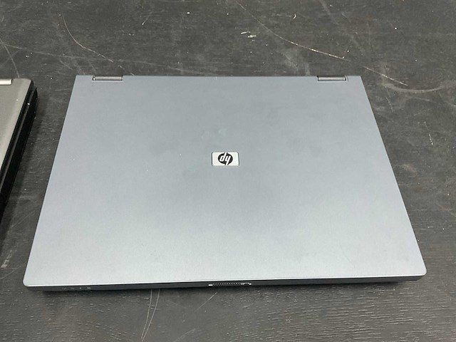 Fujitsu siemens / hp - laptop (2x) - afbeelding 3 van  9