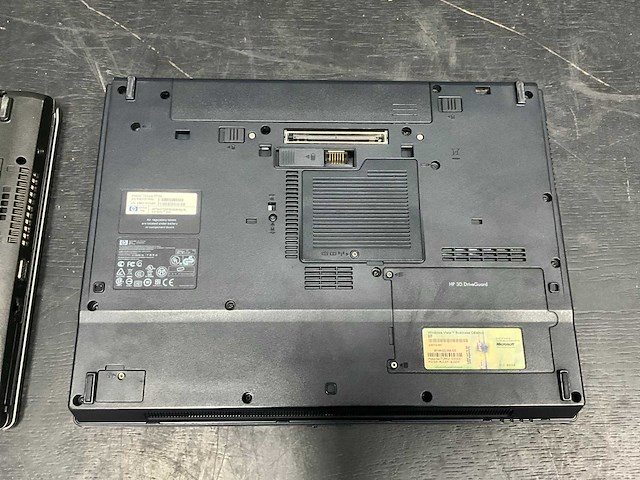 Fujitsu siemens / hp - laptop (2x) - afbeelding 8 van  9