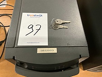 Fujitsu siemens primergy tx150 server - afbeelding 2 van  9