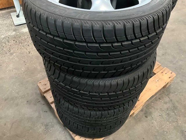 Fulda autoband op porsche velg (4x) - afbeelding 4 van  4