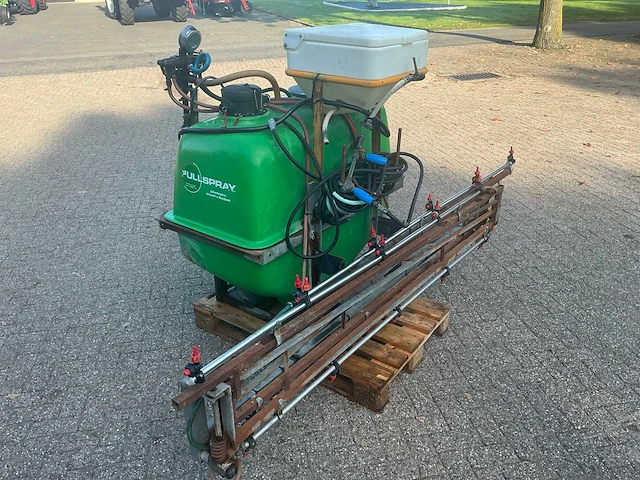 Fullspray gedragen veldspuit - afbeelding 21 van  22
