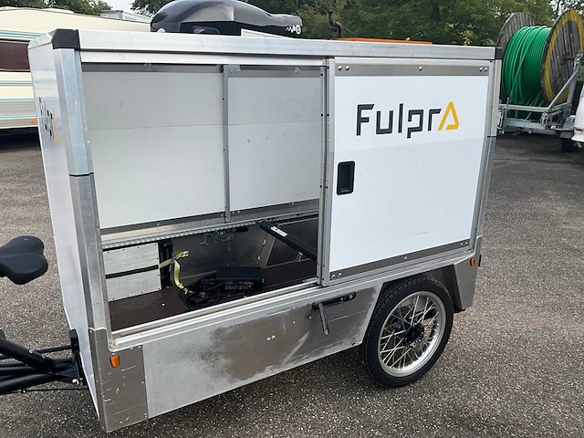 Fulpra triple cargobike elektrische transportfiets - afbeelding 2 van  18