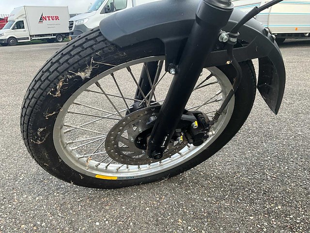 Fulpra triple cargobike elektrische transportfiets - afbeelding 5 van  18