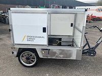 Fulpra triple cargobike elektrische transportfiets - afbeelding 11 van  18