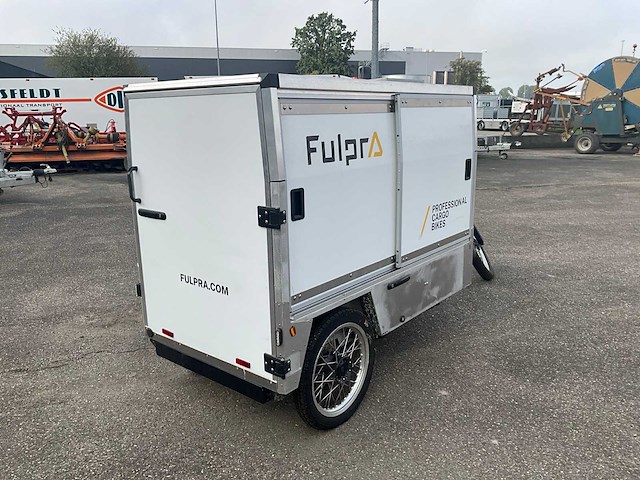 Fulpra triple cargobike elektrische transportfiets - afbeelding 14 van  18