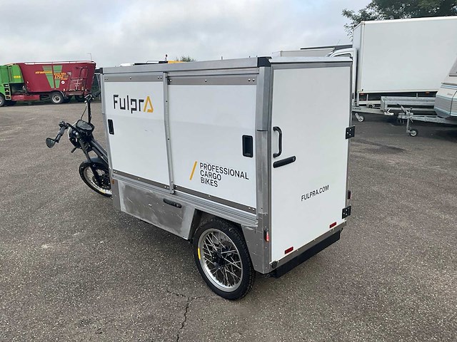 Fulpra triple cargobike elektrische transportfiets - afbeelding 15 van  18