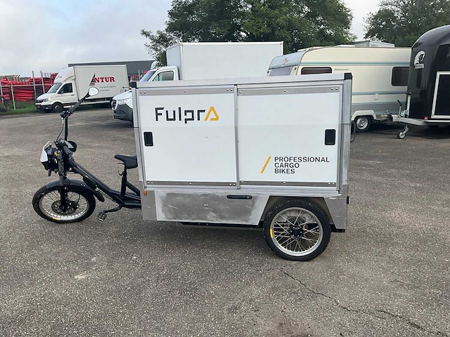 Fulpra triple cargobike elektrische transportfiets - afbeelding 16 van  18