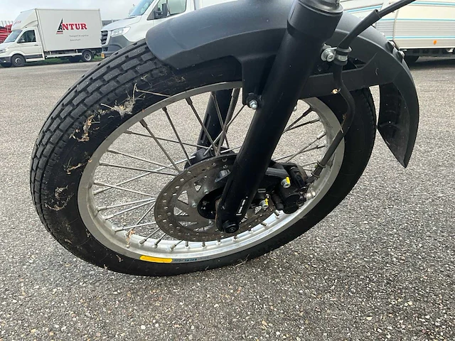 Fulpra triple cargobike elektrische transportfiets - afbeelding 6 van  23