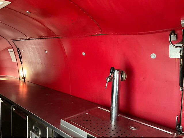 Funtear retro 20 airstream foodtruck - afbeelding 30 van  41