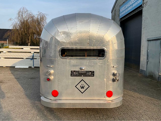 Funtear retro 20 airstream foodtruck - afbeelding 32 van  41