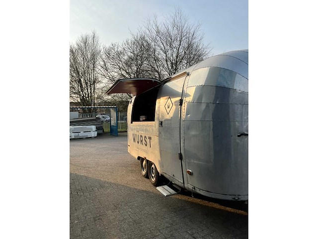 Funtear retro 20 airstream foodtruck - afbeelding 37 van  41