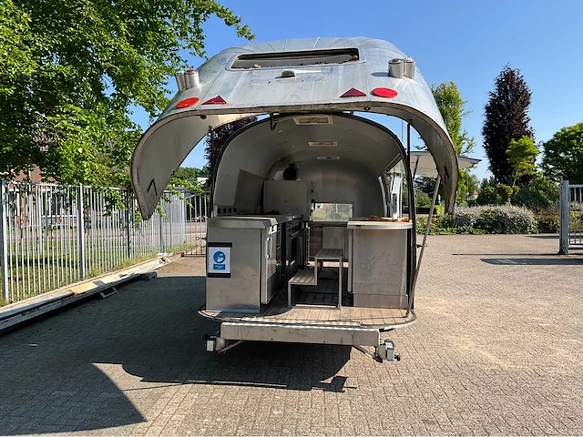 Funtear retro 23 airstream foodtruck 2011 - afbeelding 22 van  34