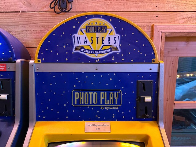 Funworld - photo play - speelautomaat - afbeelding 5 van  5