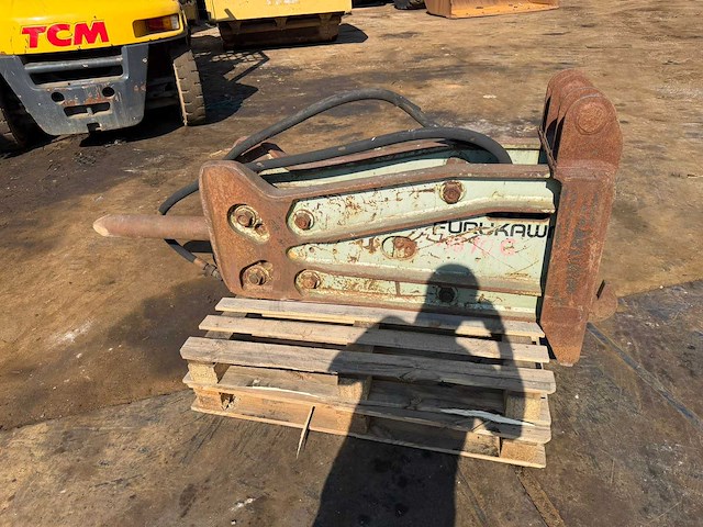 Furukawa 15/20 tons hamer voor graafmachine - afbeelding 2 van  4