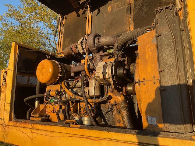 Furukawa w625f mobiele kraan met poliepgrijper - afbeelding 12 van  25