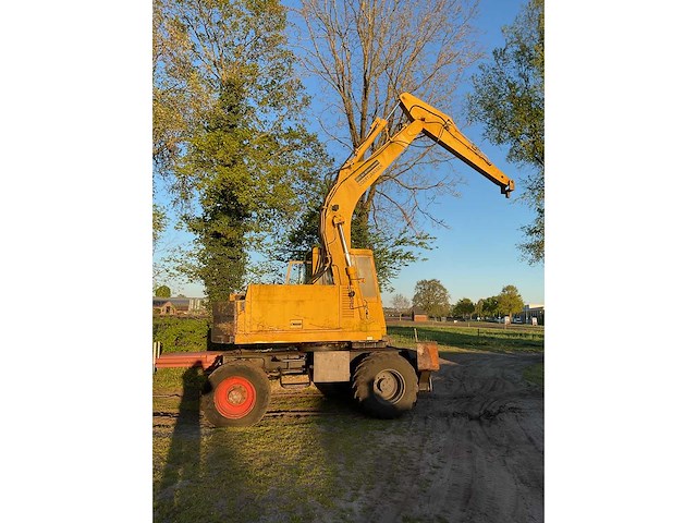 Furukawa w625f mobiele kraan met poliepgrijper - afbeelding 13 van  25