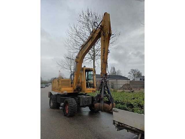 Furukawa w625f mobiele kraan met poliepgrijper - afbeelding 8 van  25