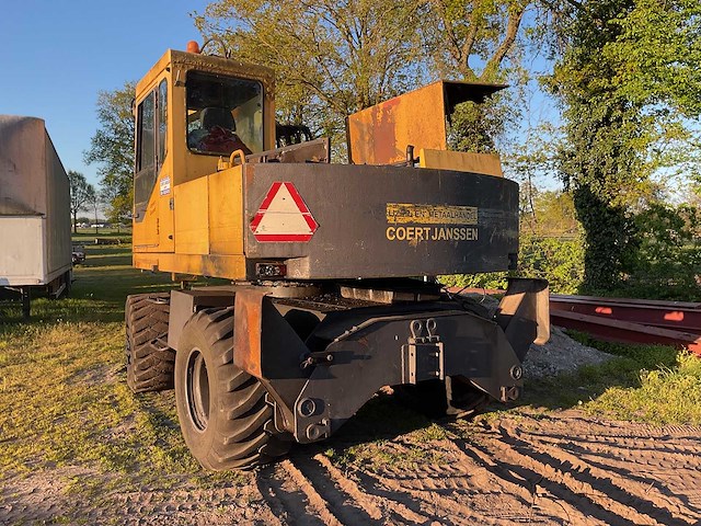 Furukawa w625f mobiele kraan met poliepgrijper - afbeelding 15 van  25