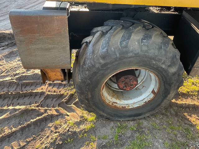 Furukawa w625f mobiele kraan met poliepgrijper - afbeelding 16 van  25