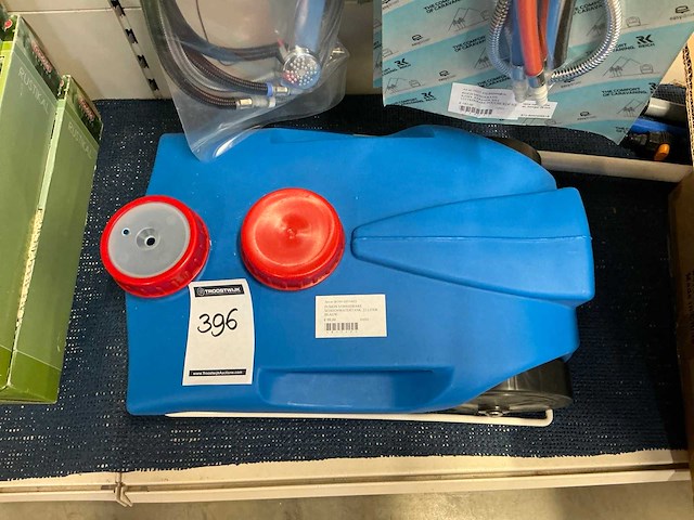 Fusion/fiamma verrijdbare schoonwatertank (2x) - afbeelding 2 van  6