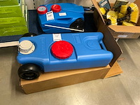 Fusion/fiamma verrijdbare schoonwatertank (2x) - afbeelding 5 van  6