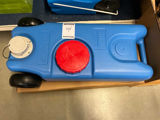 Fusion/fiamma verrijdbare schoonwatertank (2x) - afbeelding 6 van  6