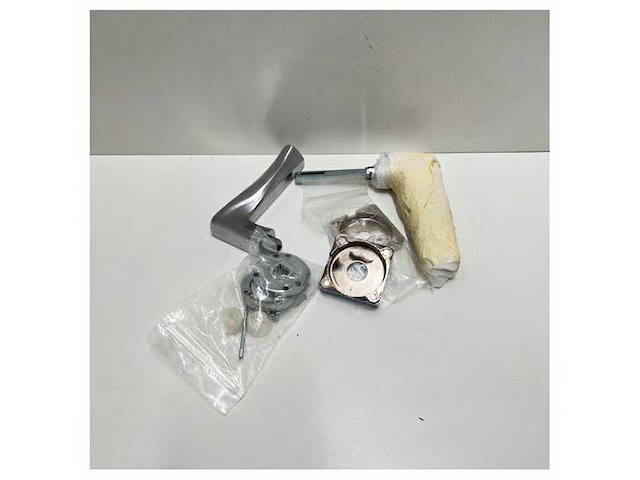 Fusital h335 mercurio r8y deurklink chroom kit - afbeelding 3 van  3