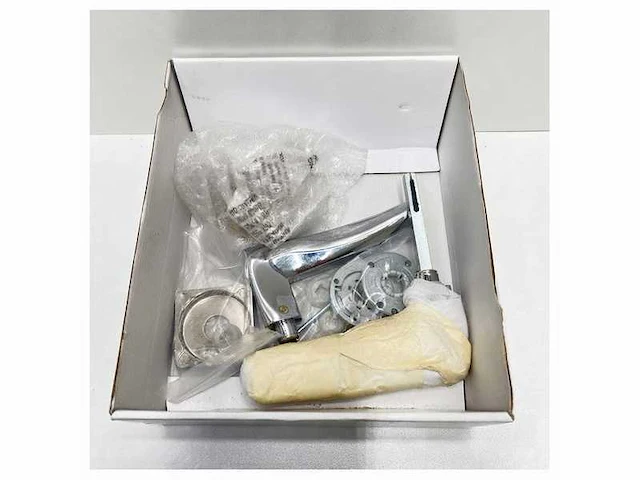 Fusital h335 mercurio r8y deurklink chroom kit - afbeelding 1 van  2