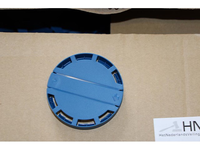 Fustdoppen blauw in doos. ruim 600 stuks. - afbeelding 3 van  3