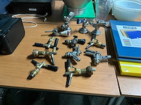Fustkoppelingen en taps (12x) - afbeelding 1 van  8