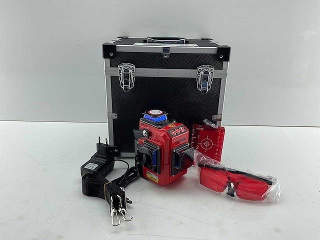 Futech - multicross 3d li-ion - bouwlaser - afbeelding 1 van  4