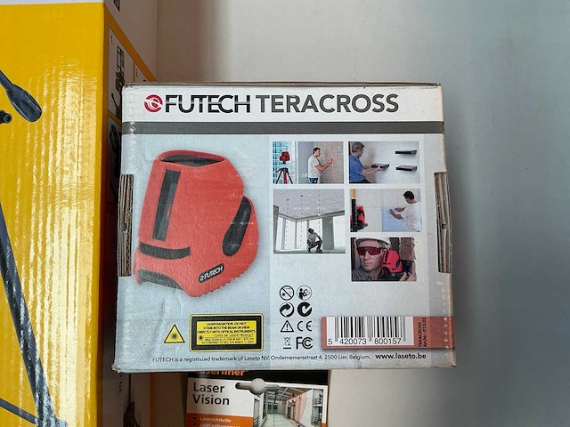 Futech teracross bouwlaser met statief en bril - afbeelding 2 van  4